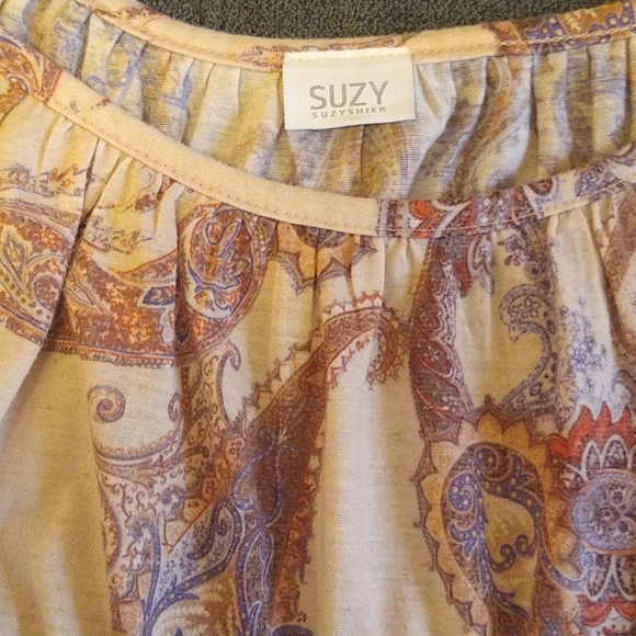 Paisley Suzy Susyshier ruffle sleeve T-shirt - Picture 6 of 7